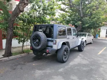 Jeep wrangler  sahara  2014 gasolina