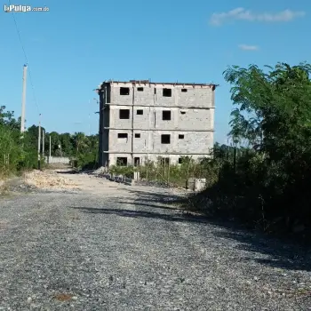 Un solar de 150 m2 para construir la casa de tu sueños