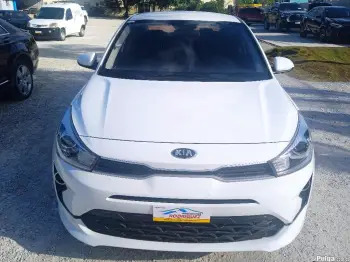 Kia rio 2021 gas/gasolina