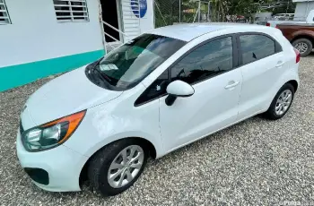 Kia rio 2012 gasolina en la concepción de la vega