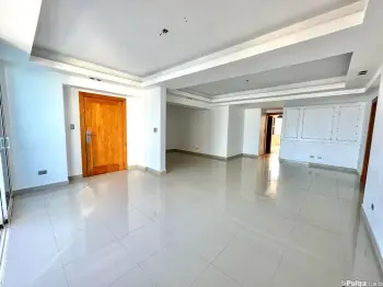 Apartamento 3 habitaciones 3.5 baños 2 parq. en la esperilla