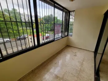 Amplio apartamento en alquiler excelente zona de bella vista