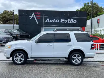 Ford explorer xlt 2010