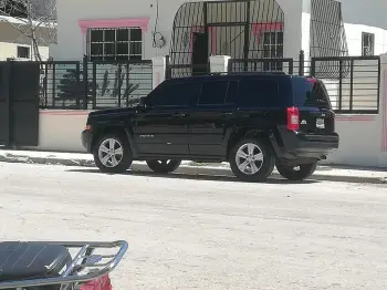 Jeep  2014 gasolina 4x4