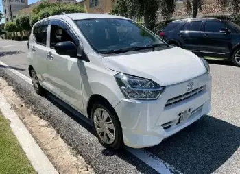 Daihatsu mira  en santo domingo este