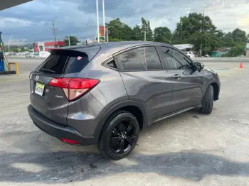 Con tan solo 40000 millas 2018 honda hrv full impecable