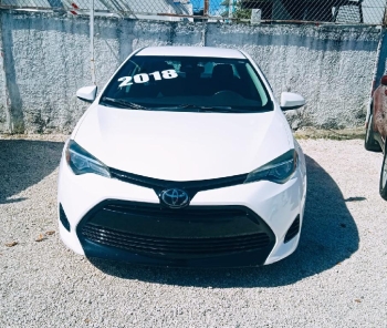 Toyota corolla le 2018 reciÉn importado