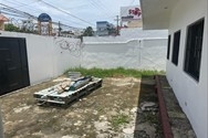 Alquilo casa en zona comercial con 640mts