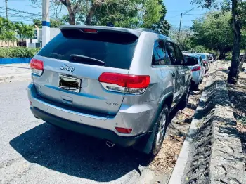 2016 jeep grand cherokee limited 4x4 en santo domingo este