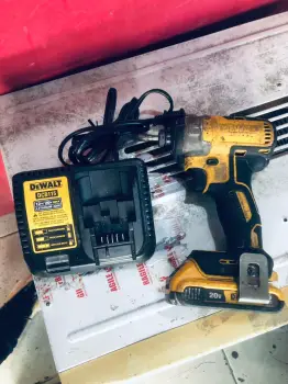 Taladro inalámbrico dewalt