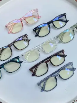 Lentes antireflejo y proteccion de luz azul