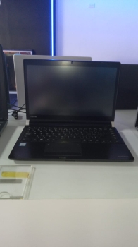 Laptop toshiba portage r30-c core i5-6th 8gb ram 256gb ssd