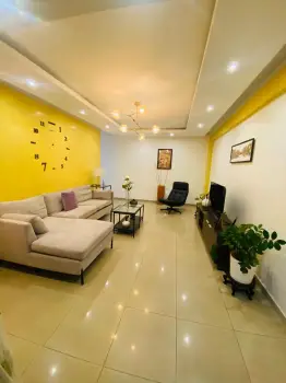 Apartamento tipo penthouse en las praderas de tres habitaciones
