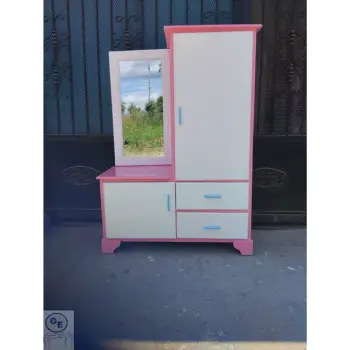 Gavetero de niña