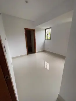 Alquilo apartamento con terraza en el millón