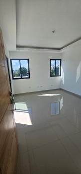 Impresionante ph 2 niveles 170 m2 3 hab 2 parq avenida independencia