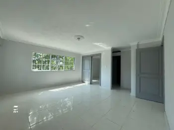 Casa de 3 habitaciones en venta en arroyo hondo.