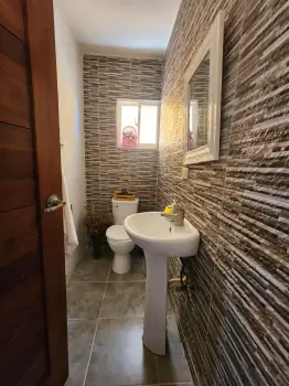 Apartamento de 3 habitaciones en venta en la av. independencia.