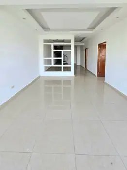 Apartamento de 4 habitaciones en venta en urbanizaciÓn fernÁndez detrá