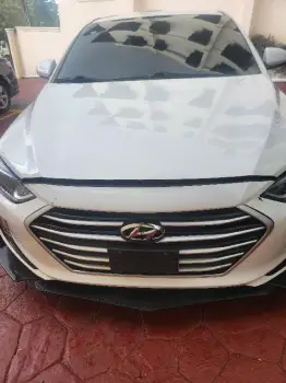 Se vende elantra 2017