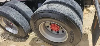 Cabezote freightliner 2015 como nuevo nunca usado en r.d.