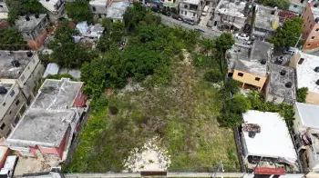 Vneta de terreno de 1851 mts proximo a la charles