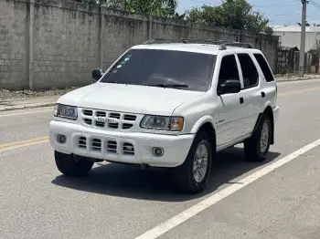 Isuzu rodeo 2001 v6