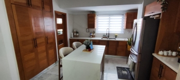Apartamento de 3 habitaciones en venta en juan dolio.