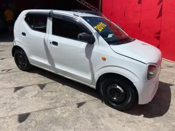 Suzuki alto 2016 muy buenas condiciones.