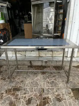 Mesa de trabajo en acero inoxidable