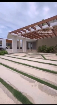 Vendo hermosa villa en la estancia