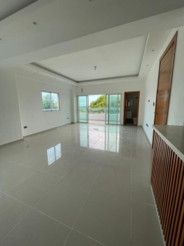 Apartamento de 3 habitaciones en venta en los respaldos de los 3 ojos.