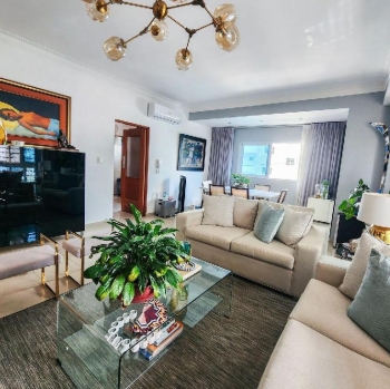 Apartamento de 3 habitaciones en venta en evaristo morales.