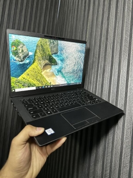 Laptop dell latitude 7400