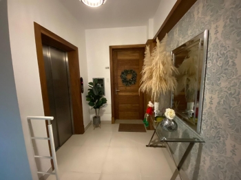 Apartamento de 3 habitaciones en venta en evaristo morales.