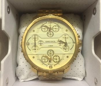 Reloj diesel gran daddy cuarzo ace/inox cronógrafo dorado