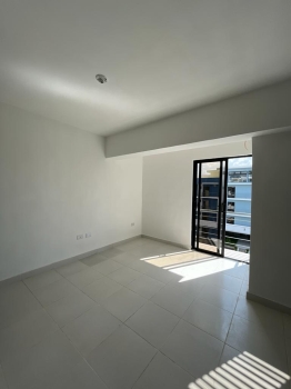 Apartamento de 2 habitaciones en venta en los 3 ojos.