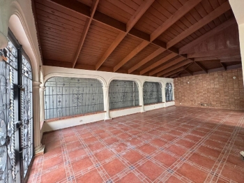 Casa en venta en viejo arroyo hondo.