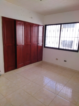 Miramar excelente apartamento en edificio con gas común parqueo techad