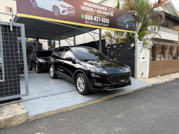 Ford escape se 2022.