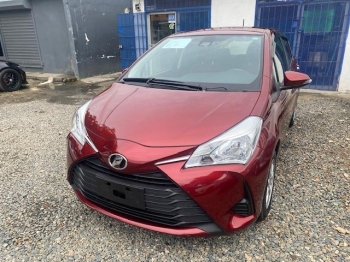 Toyota vitz recien importado aÑo 2020 excelentes condiciones