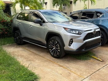 Toyota rav4 2021 le