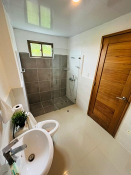 Apartamento amueblado en alquiler – evaristo morales