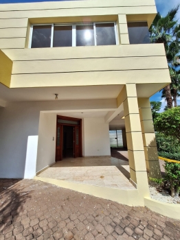 casa moderna en las praderas – 2 niveles  300 m  proyecto cerrado