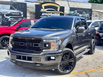 Ford f150 xlt 2018 clean carfax  en santo domingo dn