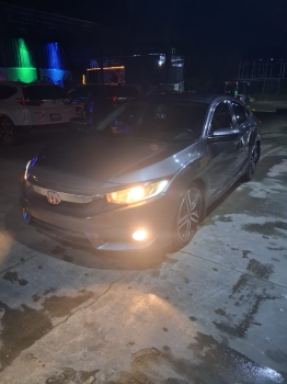 Se vende honda civic 2017 en santo domingo oeste