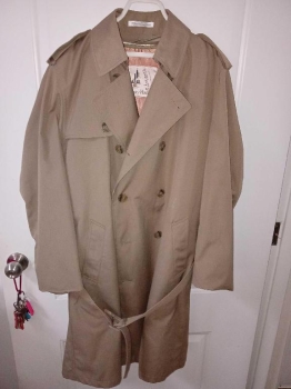Abrigo tipo overcoat/rain coat/ trench coat marca misty harbor