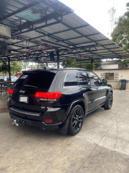 Jeep grand cherokee overland negro perla  4x4  seguro full vigente