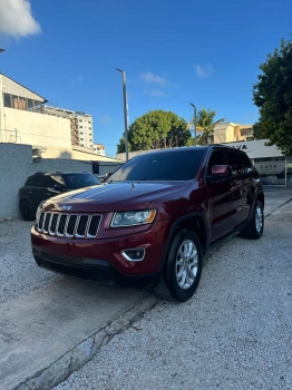 Jeep grand cherokee laredo 2016