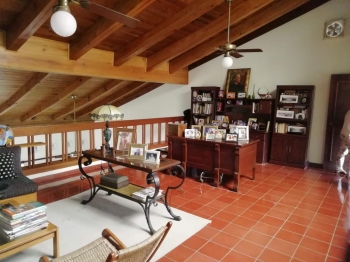 Casa en venta en arroyo hondo viejo.